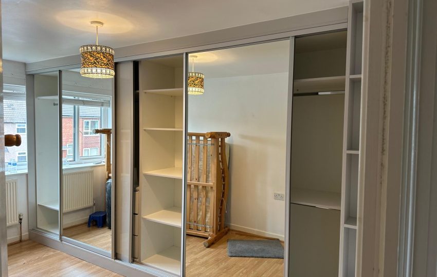 Premium kitchen wardrobes and stylish bath fittings in the UK